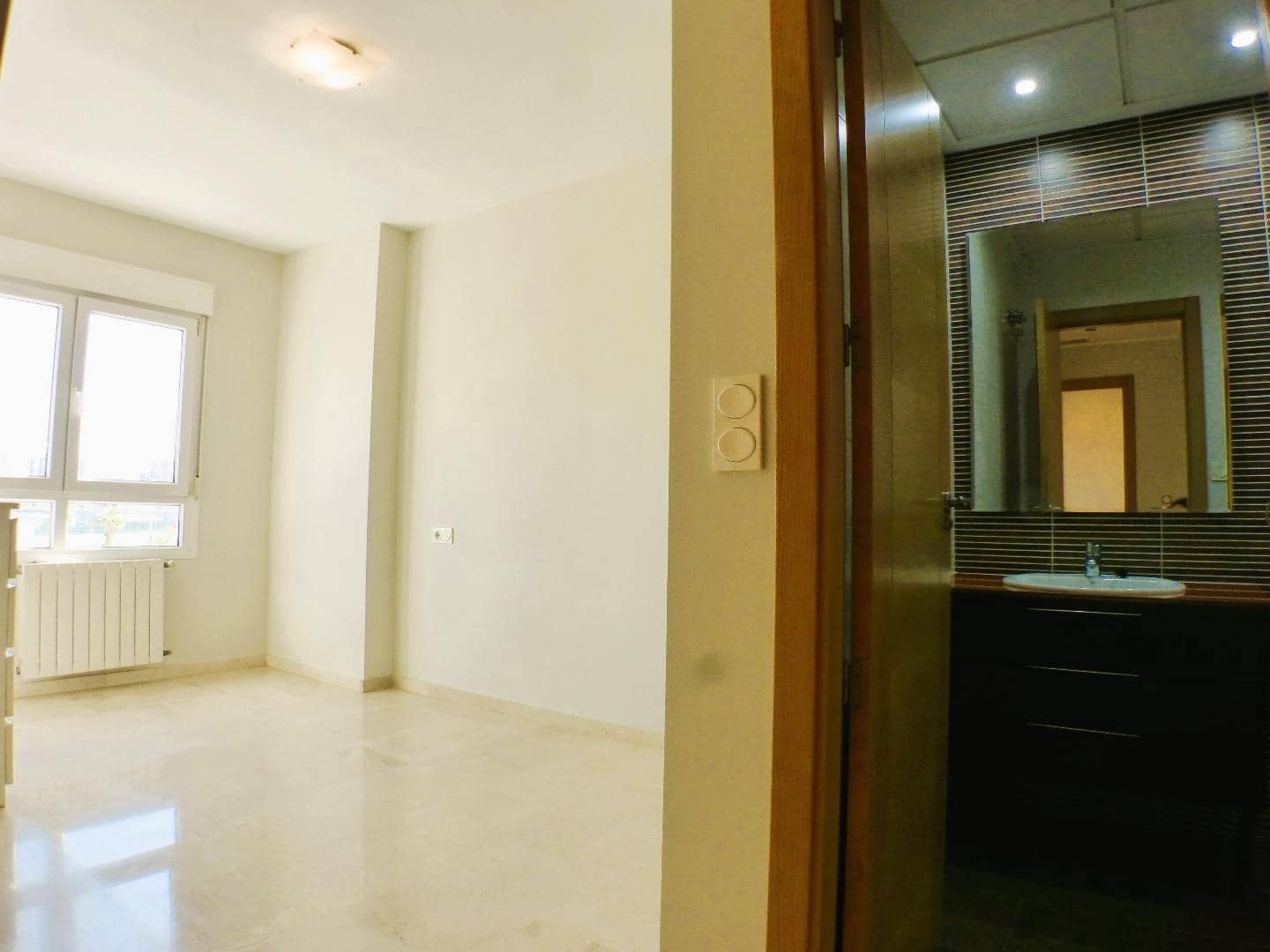3 makuuhuone Huoneisto vuokrattavana paikassa Alicante kaupunki mukana uima-altaan 
autotalli - 1 200 € (Ref: 9859072)