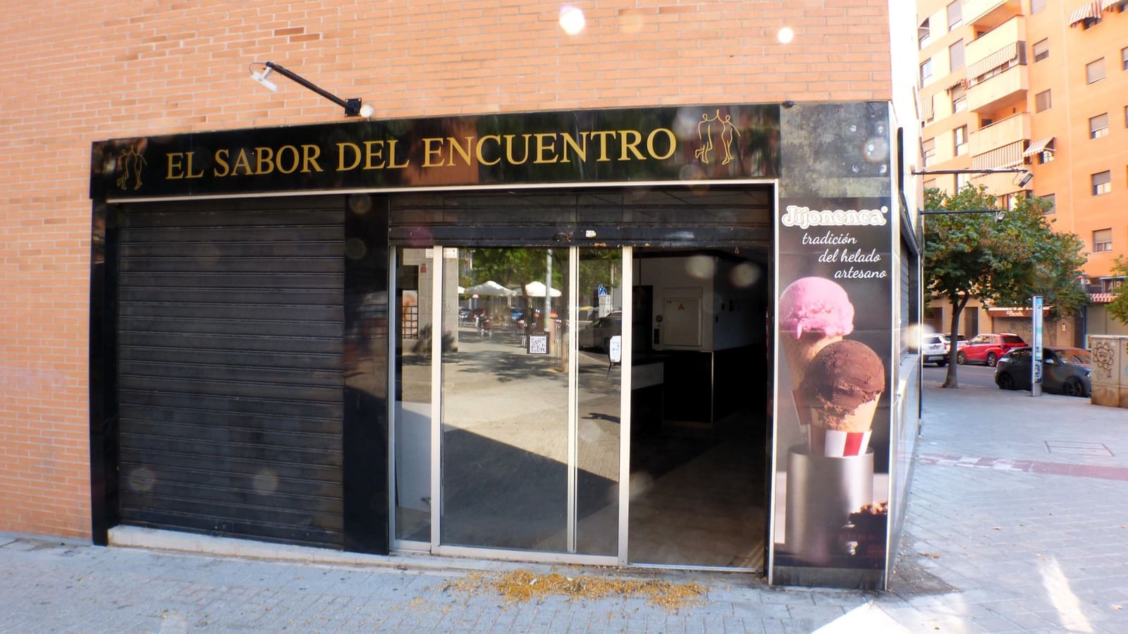 Local Commercial à louer à Alicante ville - 650 € (Ref: 9950756)