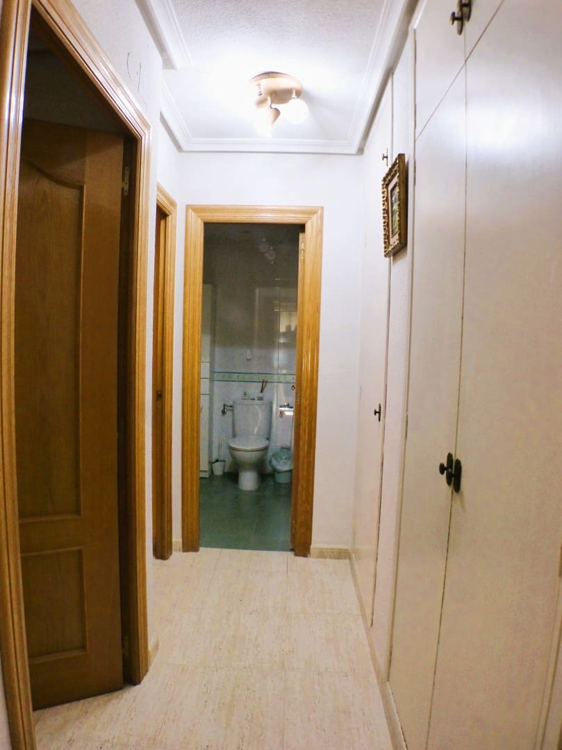 3 Zimmer Apartment zu verkaufen in Alicante / Alacant Stadt - 189.000 € (Ref: 9962264)