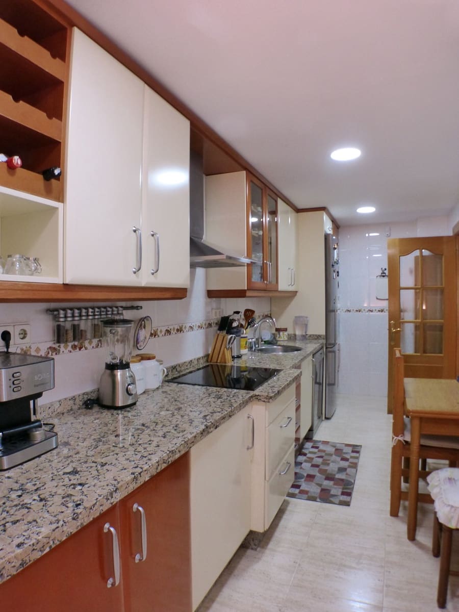 3 Zimmer Apartment zu verkaufen in Alicante / Alacant Stadt - 189.000 € (Ref: 9962264)