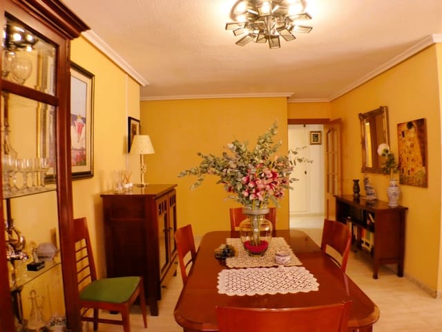 3 slaapkamer Appartement te koop in Carolinas Altas, Alicante stad - € 189.000 (Ref: 9962264)
