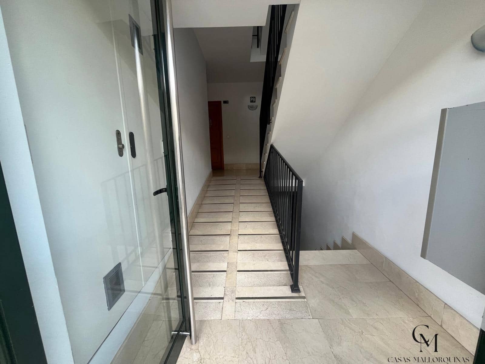 3 bedroom Flat for sale in Inca with garage - € 395,000 (Ref: 10093847)