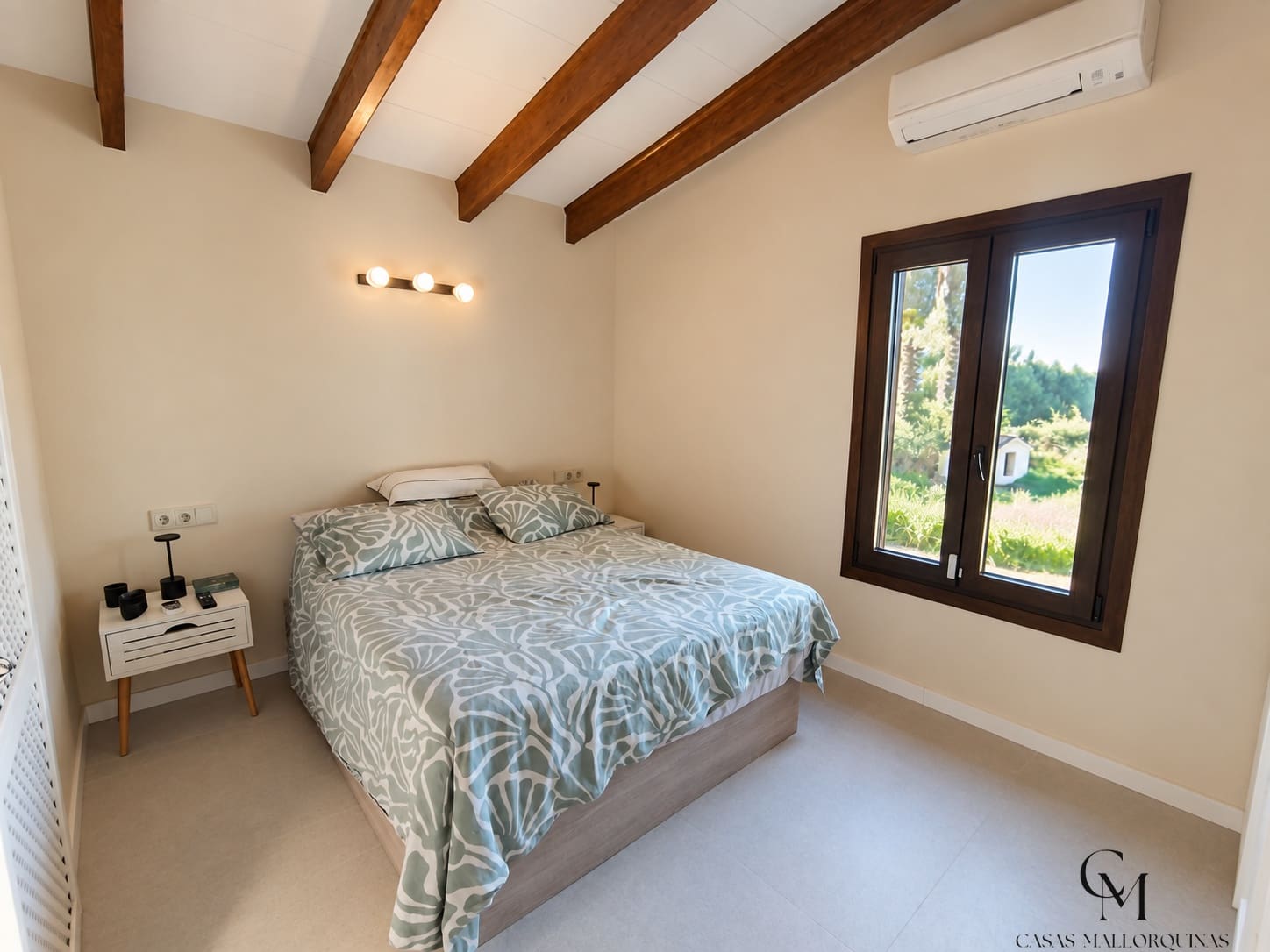 3 bedroom Villa for sale in Muro - € 700,000 (Ref: 10110421)