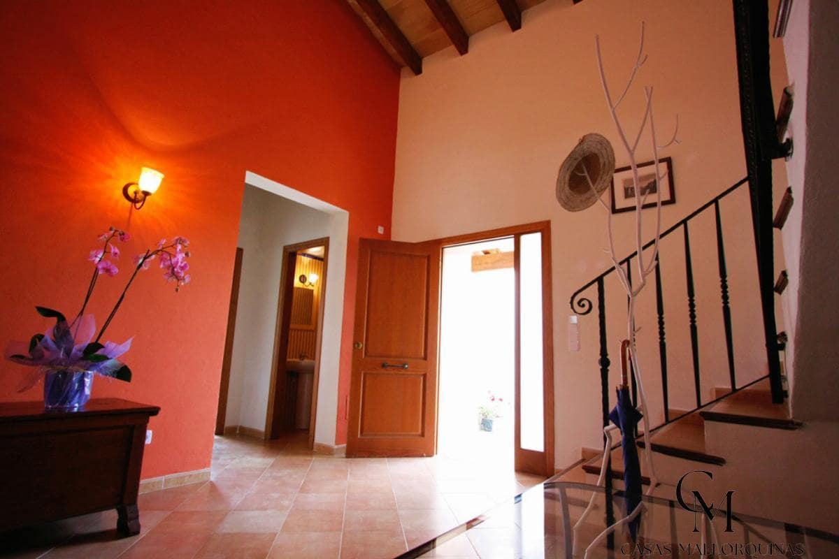 6 bedroom Villa for sale in Son Servera with pool - € 1,890,000 (Ref: 9996087)