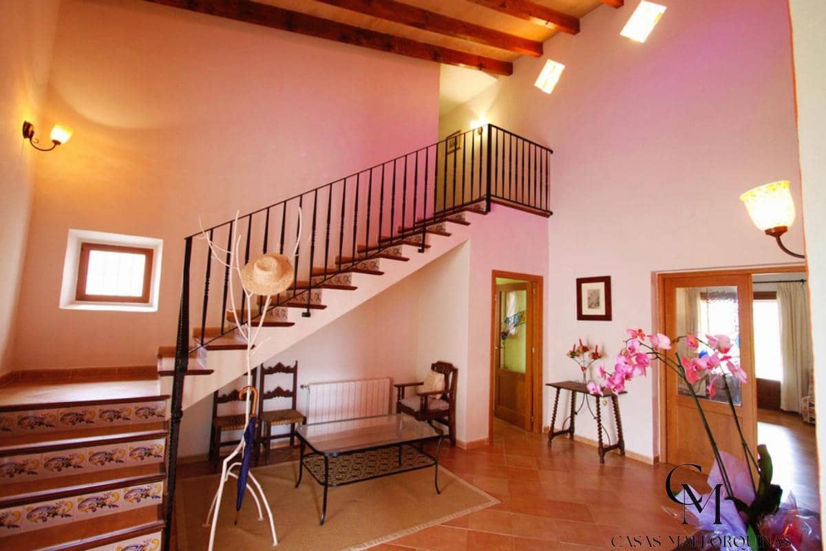 6 bedroom Villa for sale in Son Servera with pool - € 1,890,000 (Ref: 9996087)