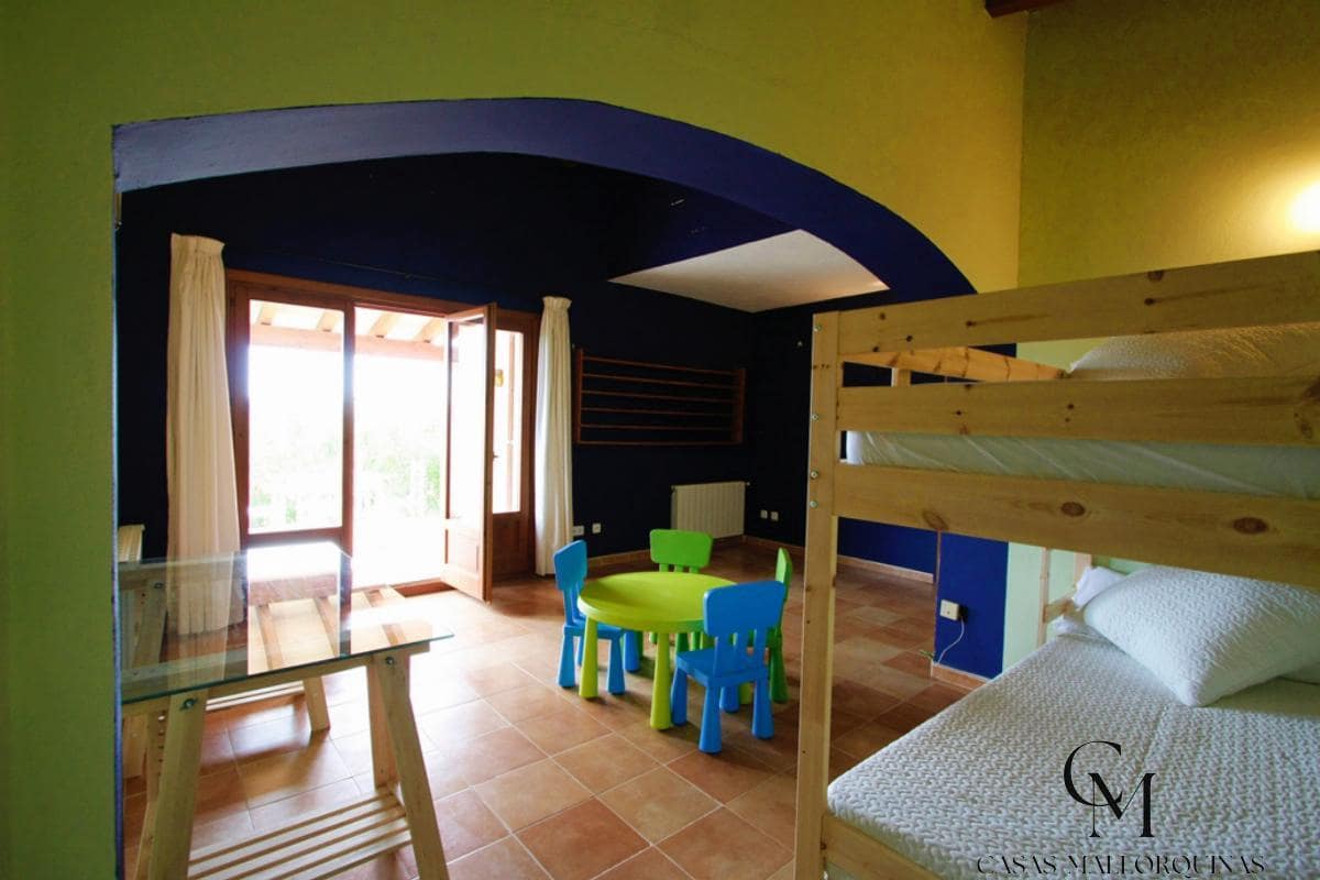6 bedroom Villa for sale in Son Servera with pool - € 1,890,000 (Ref: 9996087)