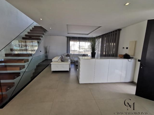 3 slaapkamer Villa te koop in Playas de Muro / Platges de Muro, Muro met garage - € 1.350.000 (Ref: 9996093)