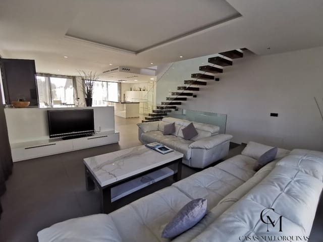 3 slaapkamer Villa te koop in Playas de Muro / Platges de Muro, Muro met garage - € 1.350.000 (Ref: 9996093)
