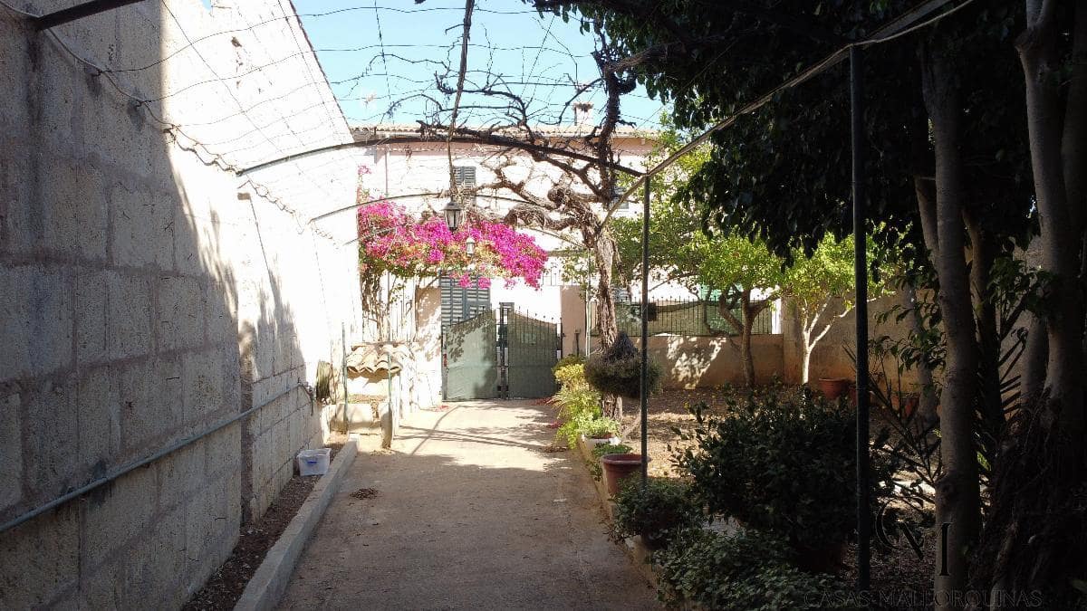 4 soverom Villa til salgs i Santa Margalida med garasje - € 549 000 (Ref: 9996094)