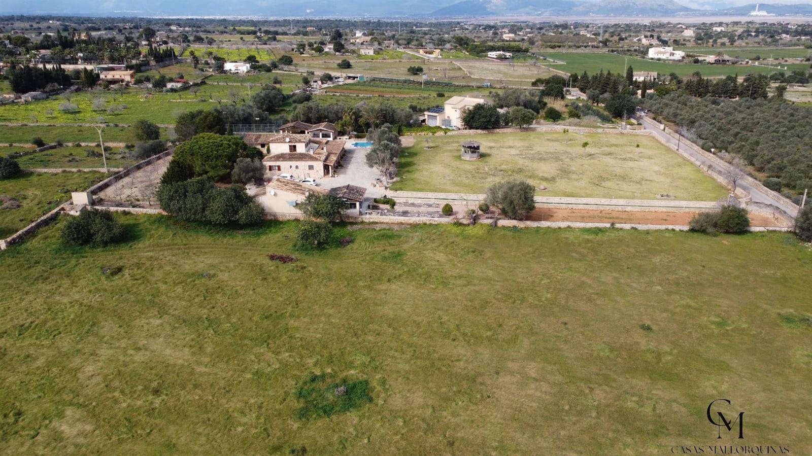 Chalet de 4 habitaciones en Ca'n Picafort en venta con piscina - 1.999.000 € (Ref: 9996096)