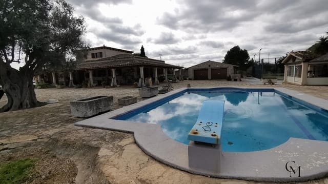 Chalet de 4 habitaciones en Ca'n Picafort, Santa Margalida en venta con piscina - 1.999.000 € (Ref: 9996096)