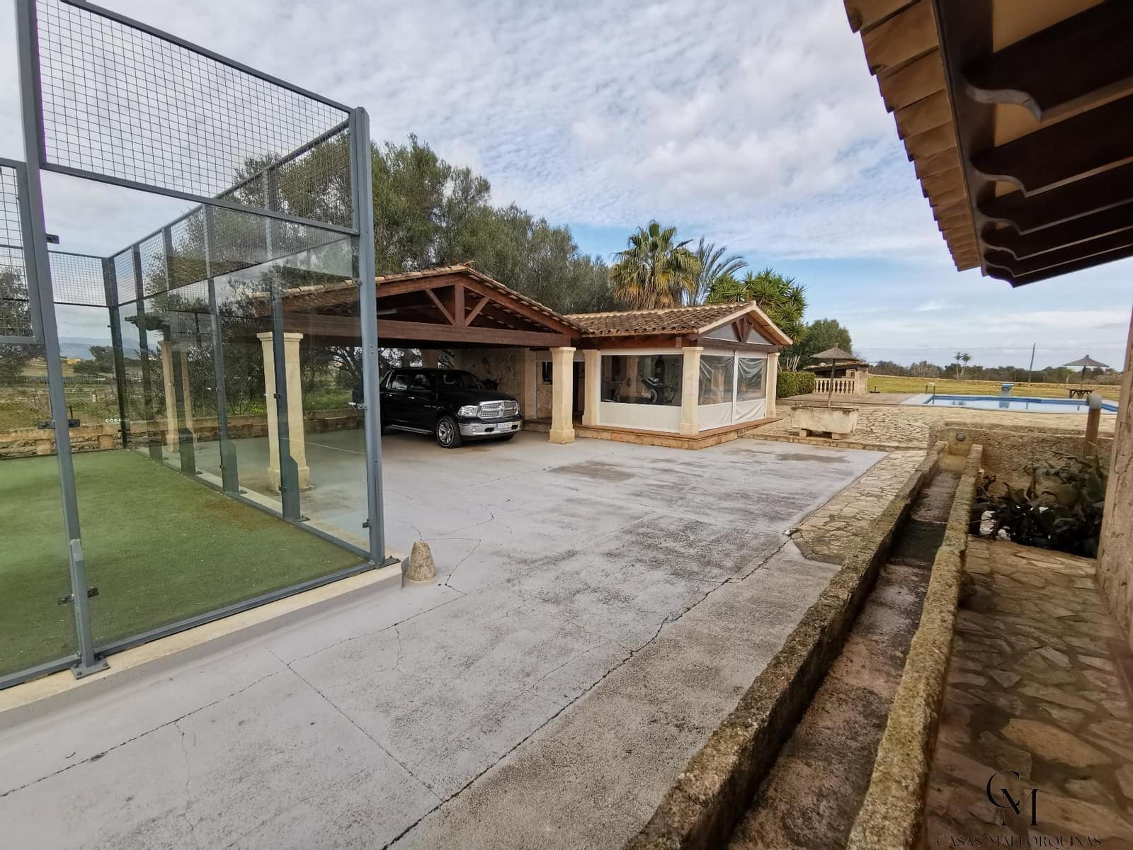 Chalet de 4 habitaciones en Ca'n Picafort en venta con piscina - 1.999.000 € (Ref: 9996096)