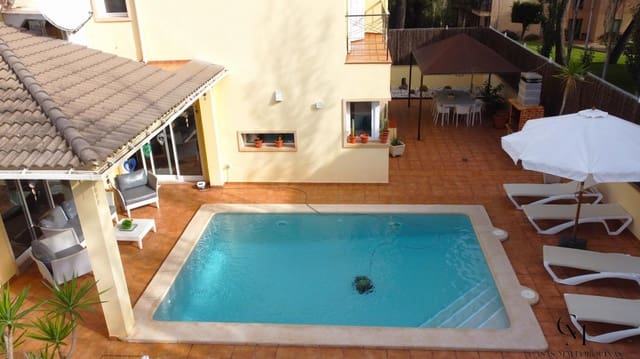 4 soveværelse Villa til salg i Ca'n Picafort, Santa Margalida med swimmingpool - € 1.600.000 (Ref: 9996108)