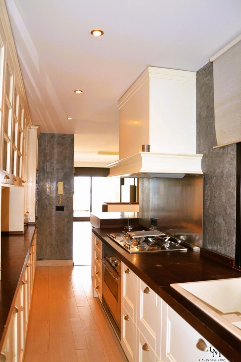 4 Zimmer Wohnung zu verkaufen in Puerto de Alcudia - 1.700.000 € (Ref: 9996114)