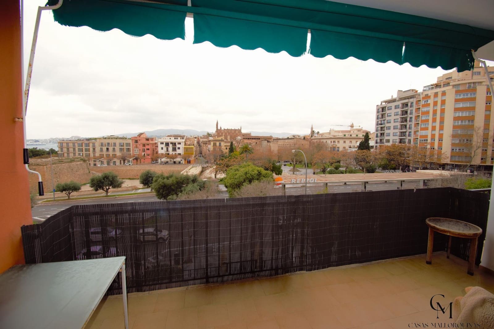 5 slaapkamer Flat te koop in Palma de Mallorca - € 987.000 (Ref: 9996115)