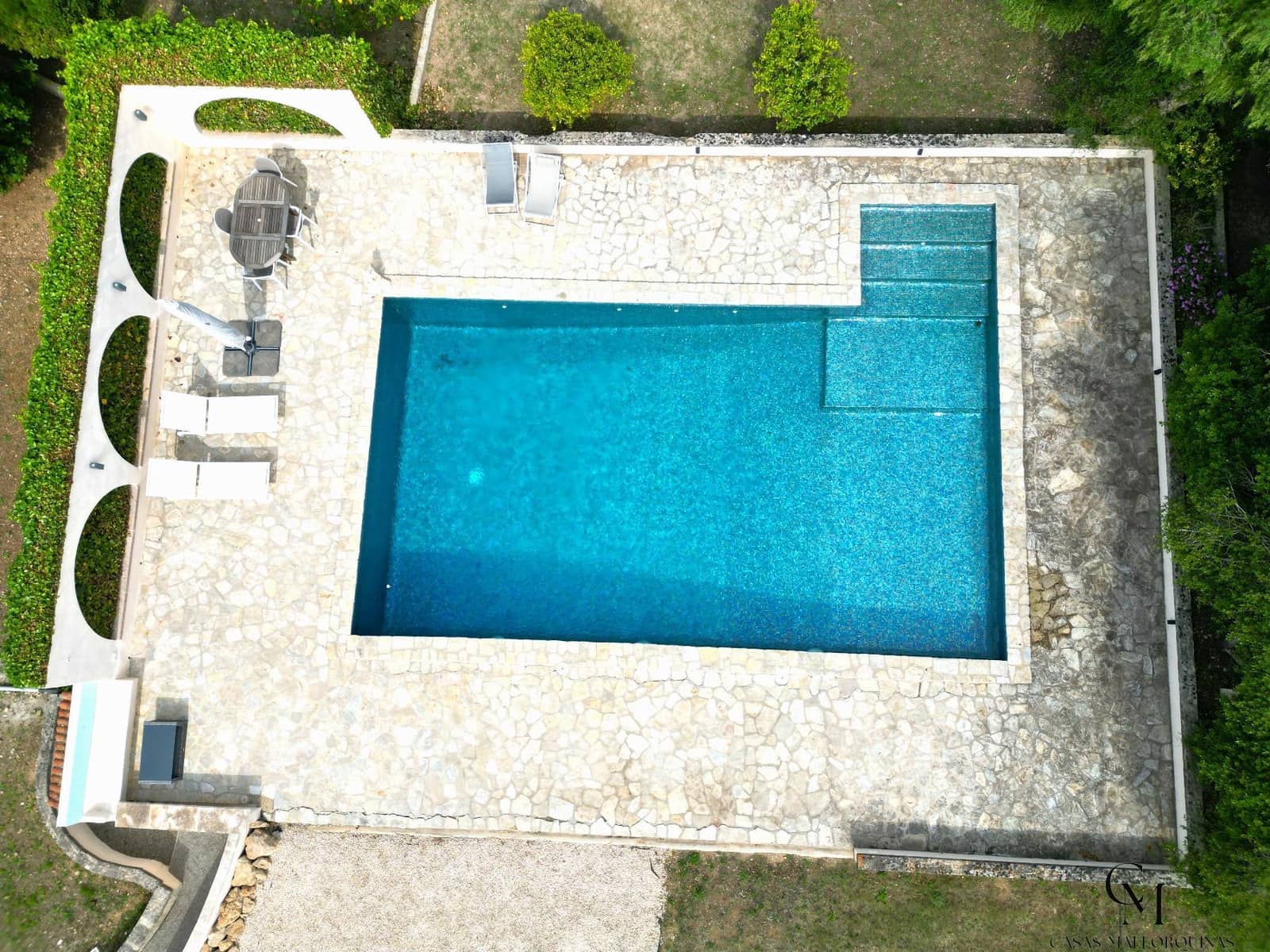 2 bedroom Villa for sale in Muro with pool garage - € 680,000 (Ref: 9996117)