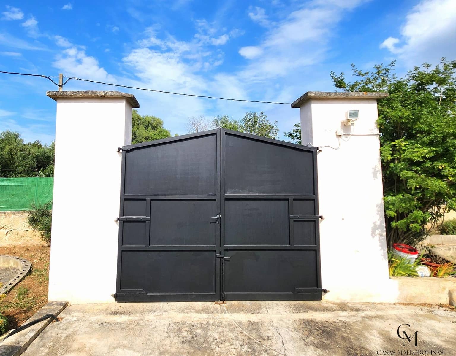2 bedroom Villa for sale in Muro with pool garage - € 680,000 (Ref: 9996117)