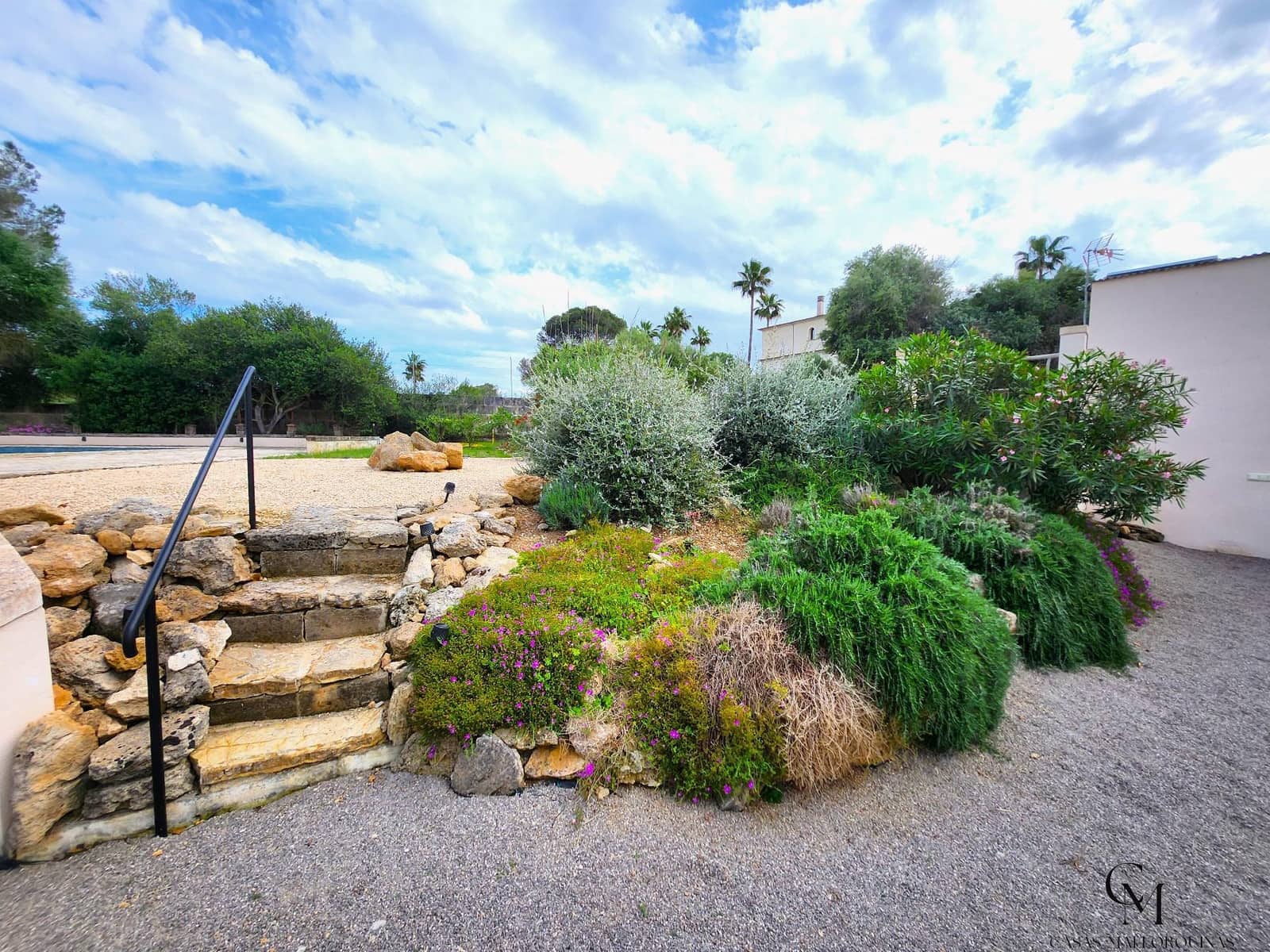 2 bedroom Villa for sale in Muro with pool garage - € 680,000 (Ref: 9996117)