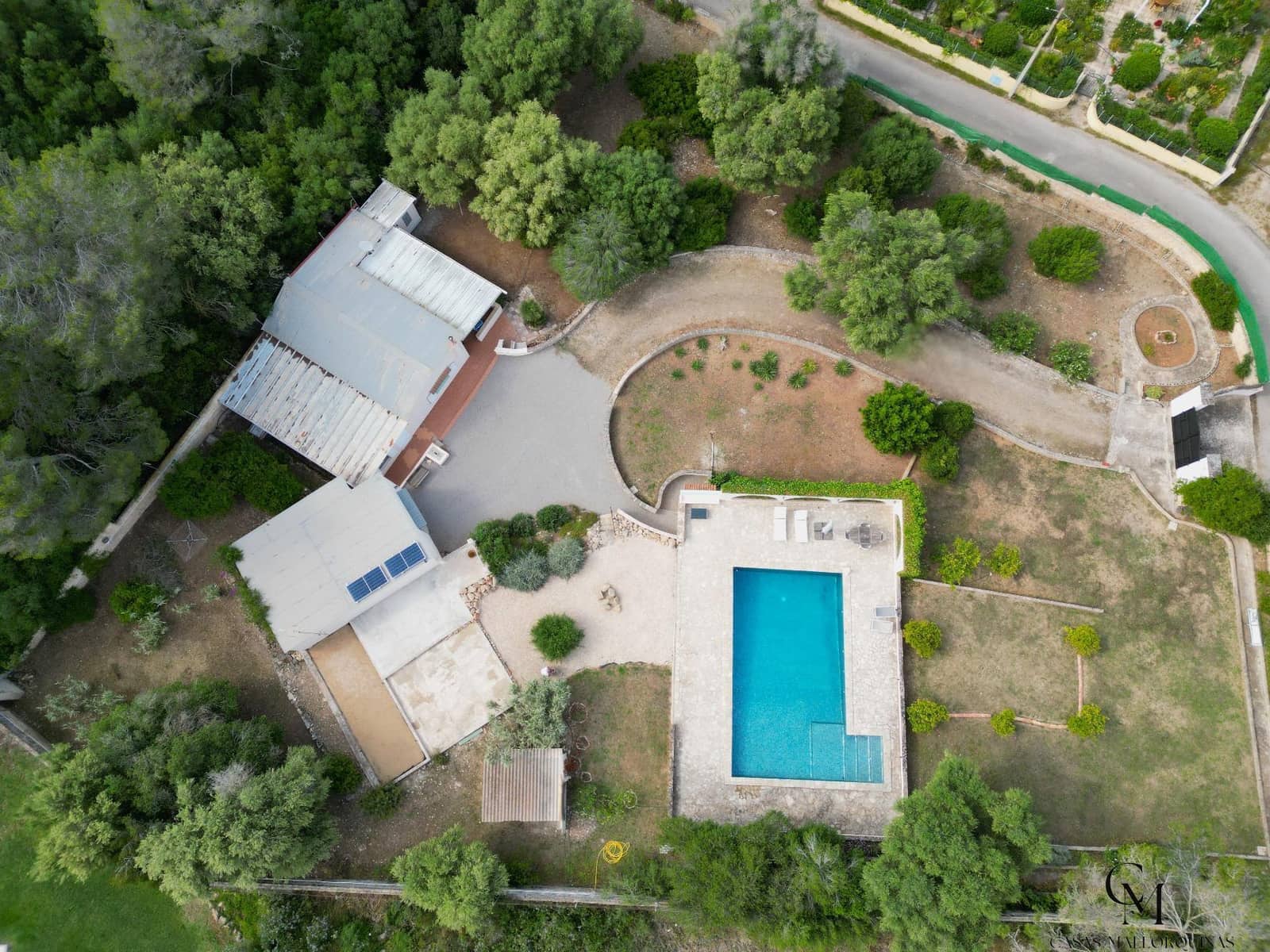 2 bedroom Villa for sale in Muro with pool garage - € 680,000 (Ref: 9996117)