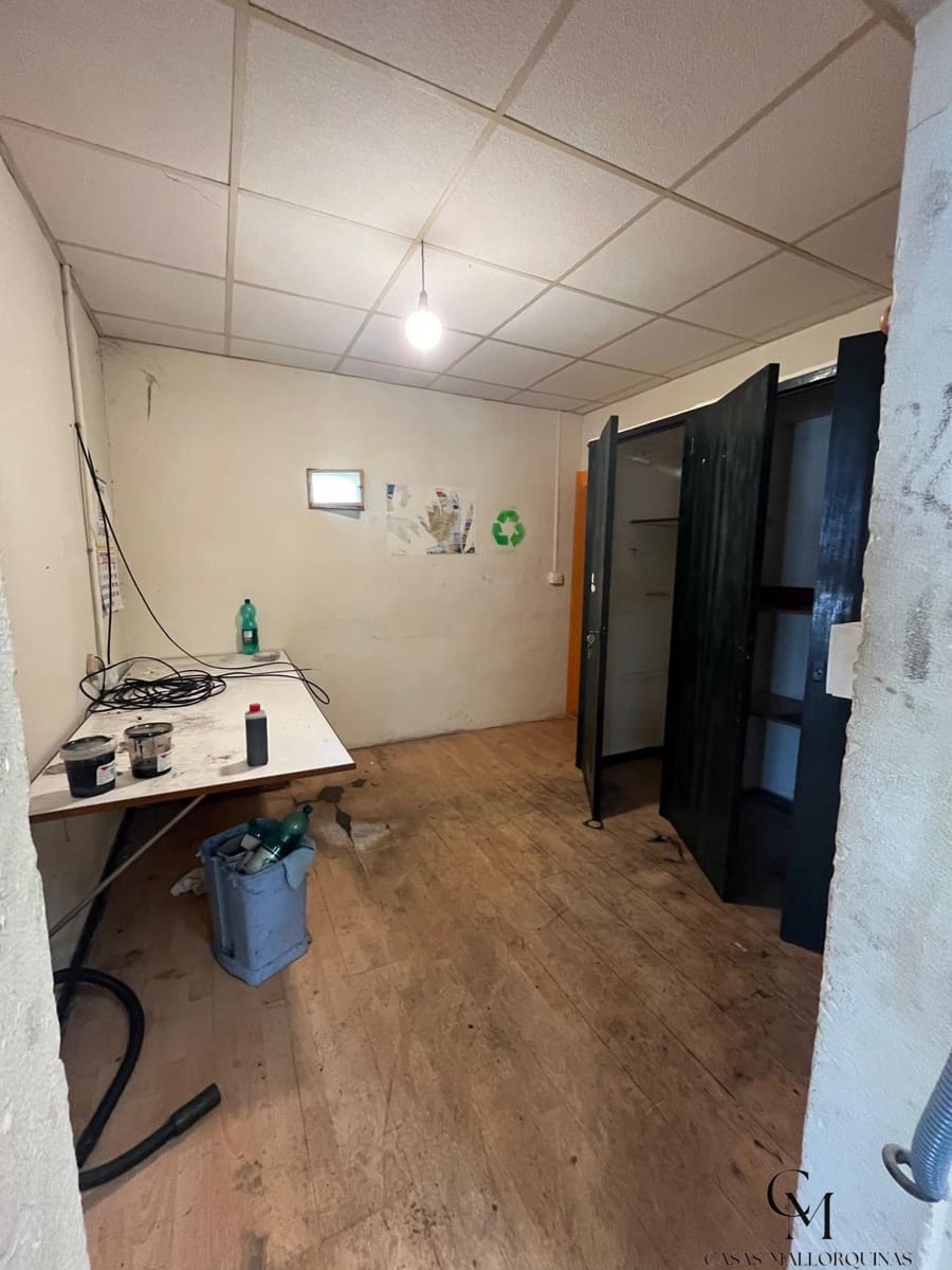 3 makuuhuone Kaupallinen myytävänä paikassa Muro - 1 030 000 € (Ref: 9996127)
