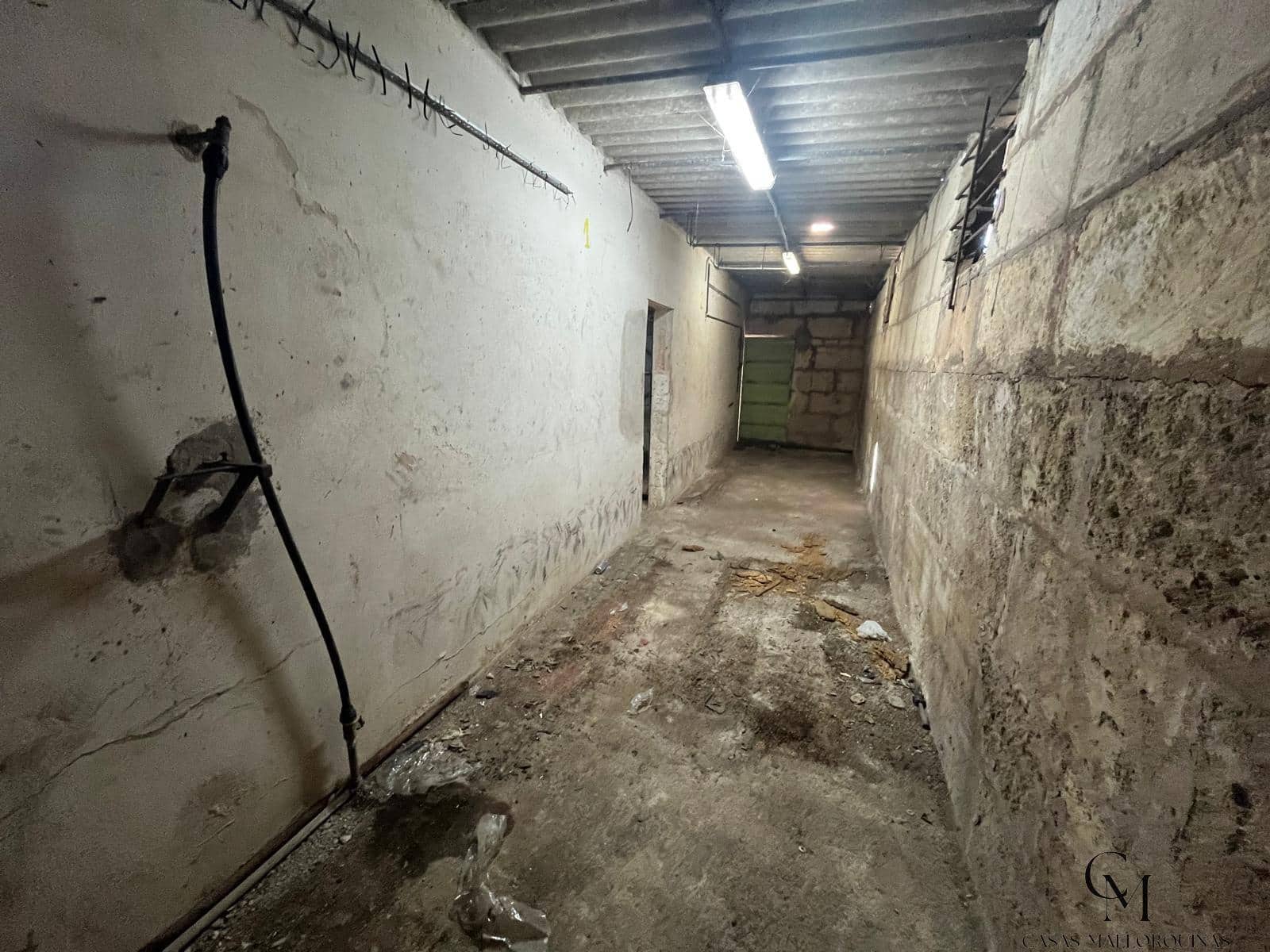 3 makuuhuone Kaupallinen myytävänä paikassa Muro - 1 030 000 € (Ref: 9996127)