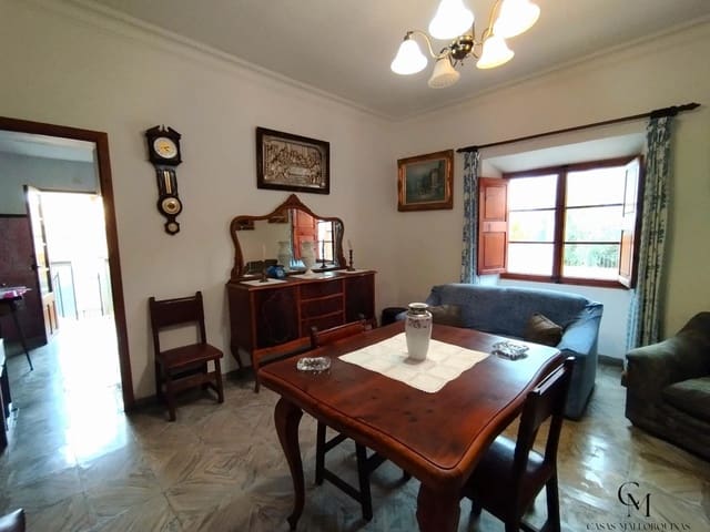 5 slaapkamer Villa te koop in Moscari, Selva met garage - € 595.000 (Ref: 9996135)