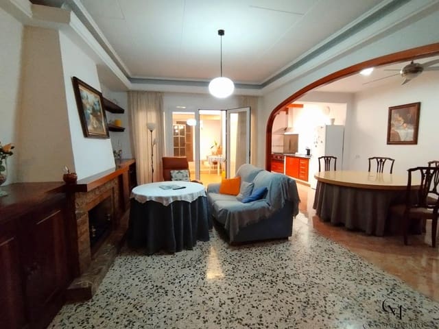 5 soverom Villa til salgs i Santa Margalida - € 490 000 (Ref: 9996136)
