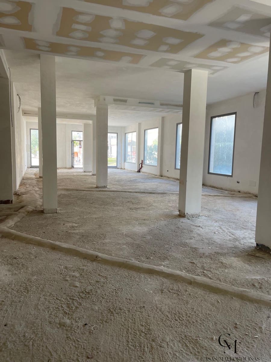 1 soverom Kommersiell til leie i Peguera / Paguera - € 3 000 (Ref: 9996139)