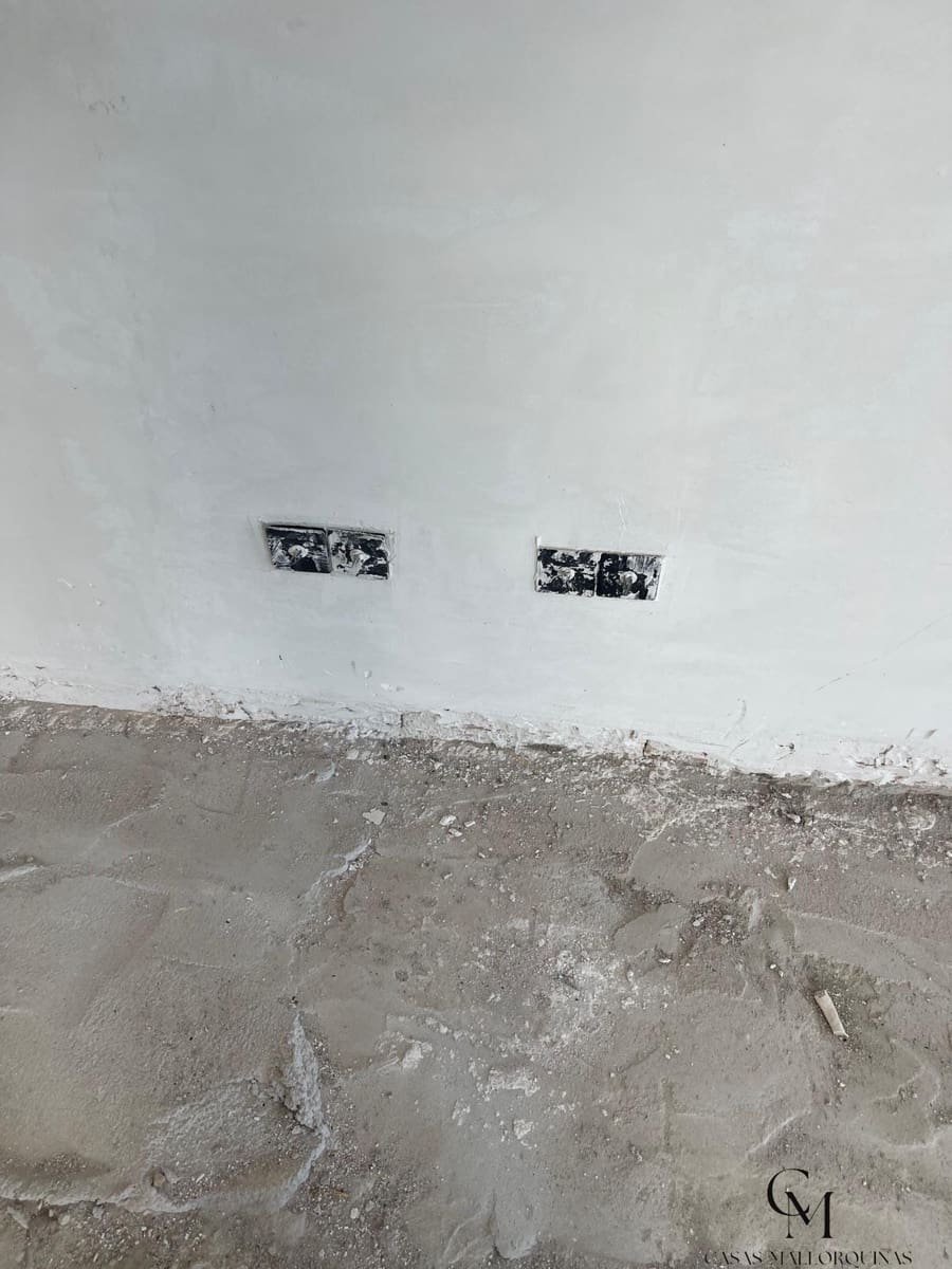 1 soverom Kommersiell til leie i Peguera / Paguera - € 3 000 (Ref: 9996139)