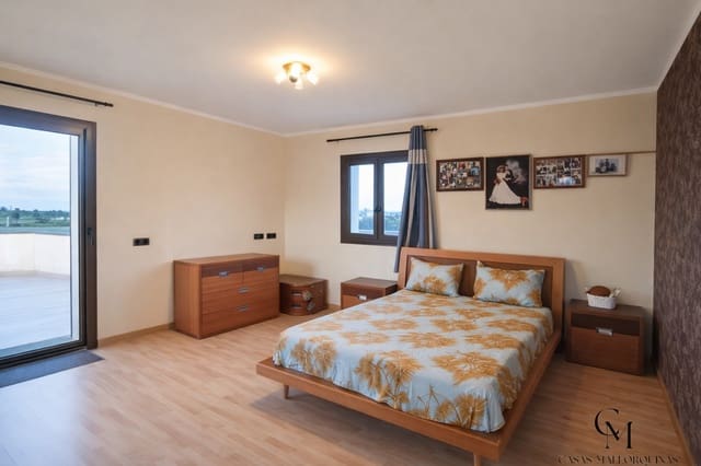 Chalet de 7 habitaciones en Ca'n Picafort, Santa Margalida en venta con piscina garaje - 1.640.000 € (Ref: 9996141)