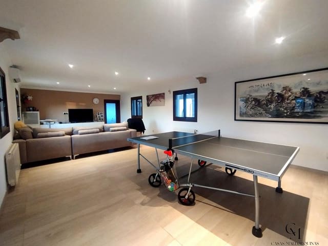 Chalet de 7 habitaciones en Ca'n Picafort, Santa Margalida en venta con piscina garaje - 1.640.000 € (Ref: 9996141)
