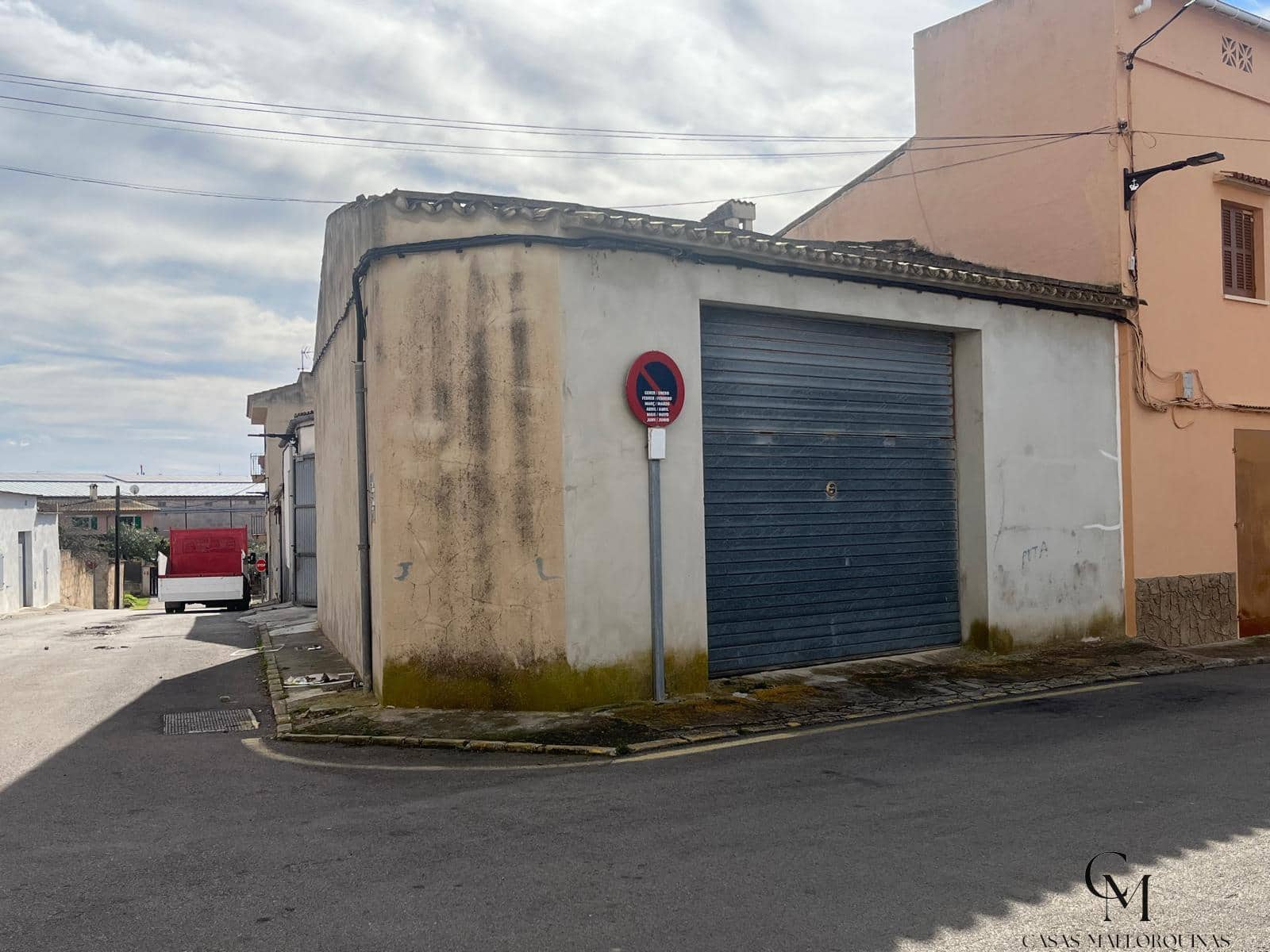 Garage for sale in Santa Margalida - € 153,000 (Ref: 9996147)