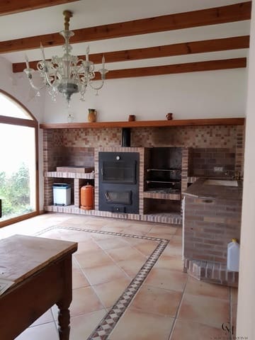 7 soverom Villa til salgs i Santa Margalida med svømmebasseng garasje - € 1 900 000 (Ref: 9996148)