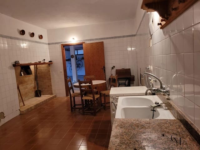 7 soverom Villa til salgs i Santa Margalida med svømmebasseng garasje - € 1 900 000 (Ref: 9996148)
