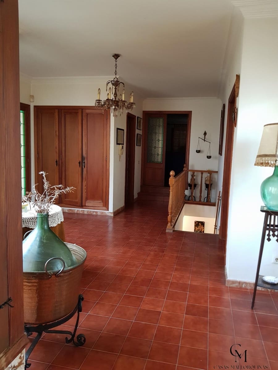 7 soverom Villa til salgs i Santa Margalida med svømmebasseng garasje - € 1 900 000 (Ref: 9996148)