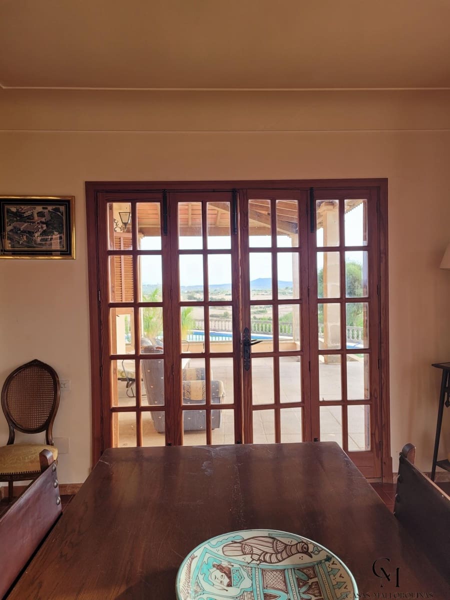 7 soverom Villa til salgs i Santa Margalida med svømmebasseng garasje - € 1 900 000 (Ref: 9996148)