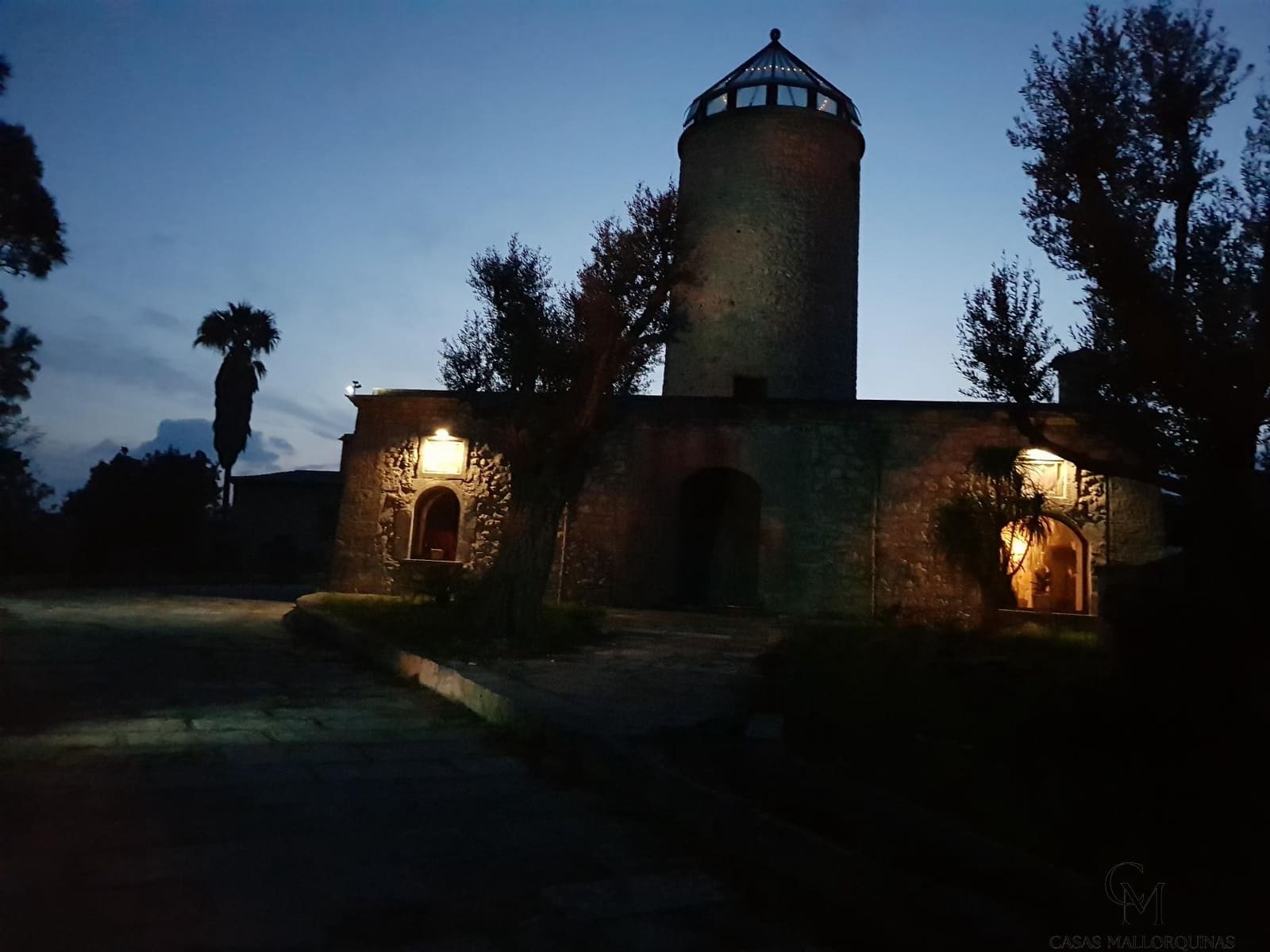 7 soverom Villa til salgs i Santa Margalida med svømmebasseng garasje - € 1 900 000 (Ref: 9996148)