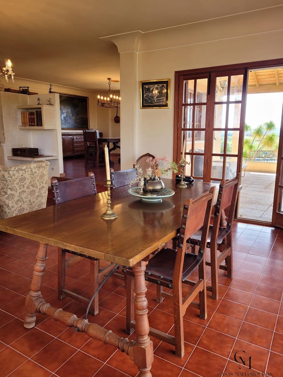 7 soverom Villa til salgs i Santa Margalida med svømmebasseng garasje - € 1 900 000 (Ref: 9996148)