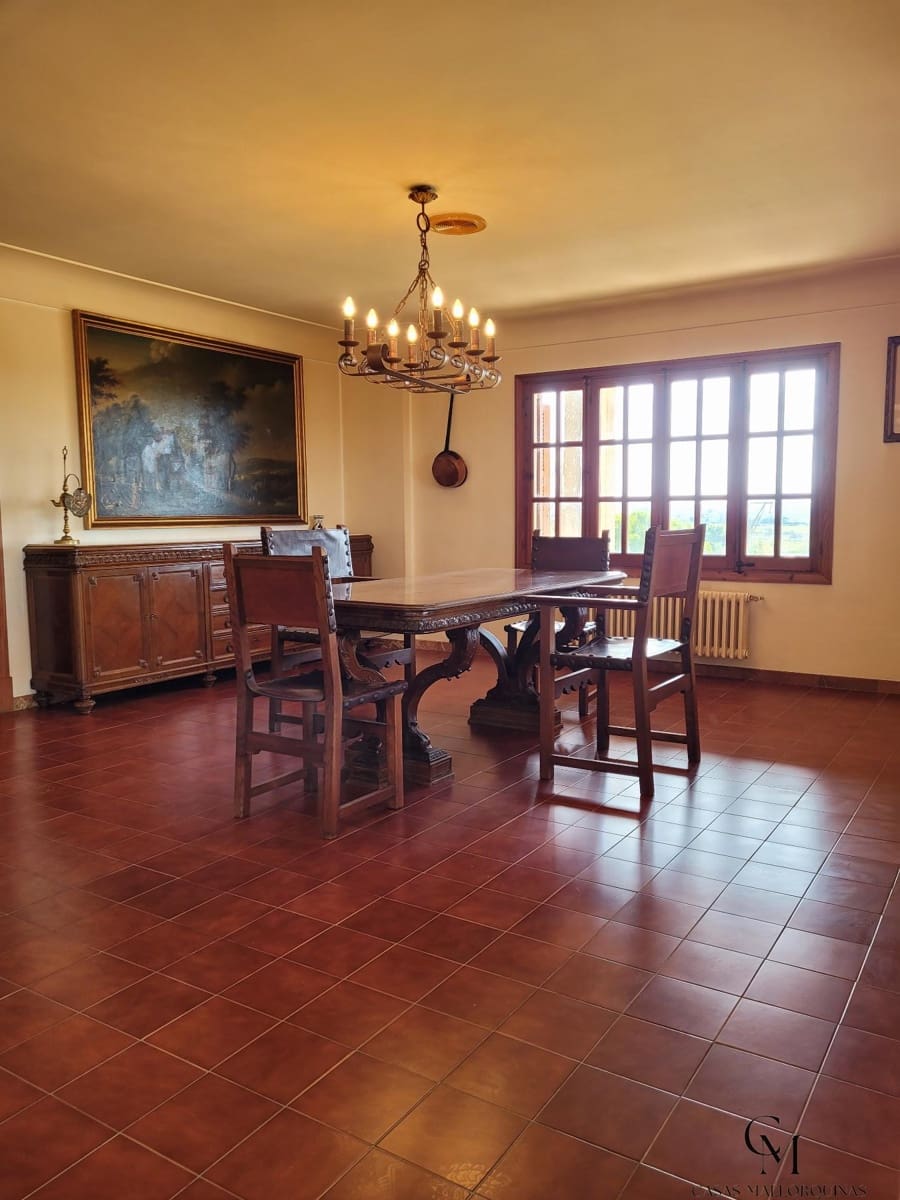 7 soverom Villa til salgs i Santa Margalida med svømmebasseng garasje - € 1 900 000 (Ref: 9996148)