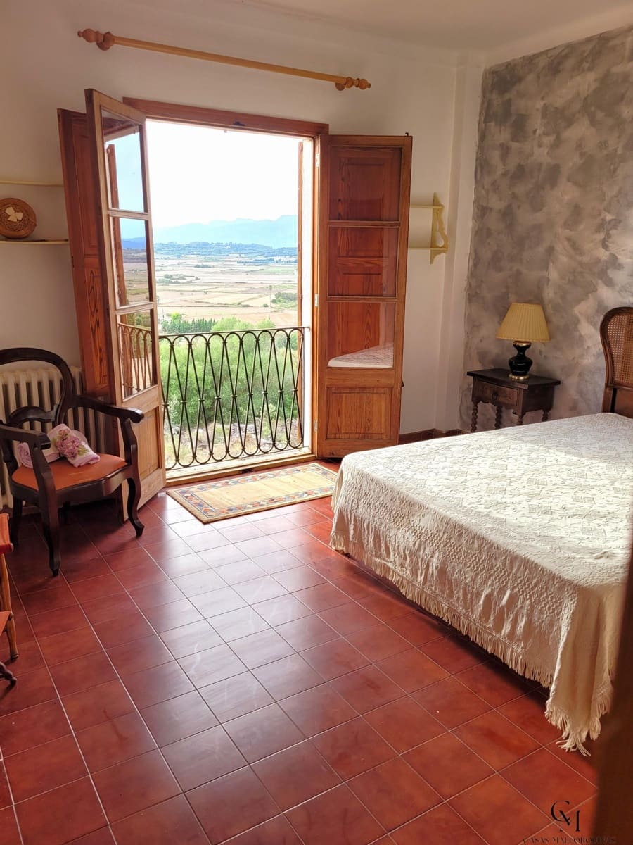 5 chambre Villa/Maison à vendre à Santa Margalida avec piscine - 1 200 000 € (Ref: 9996154)
