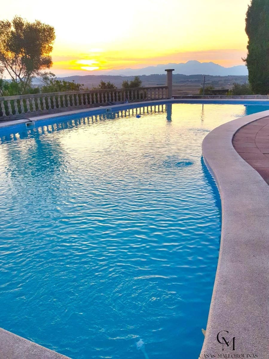 5 chambre Villa/Maison à vendre à Santa Margalida avec piscine - 1 200 000 € (Ref: 9996154)