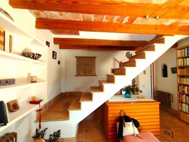 4 soverom Finca/Herregård til leie i Sineu med garasje - € 2 300 (Ref: 9996157)