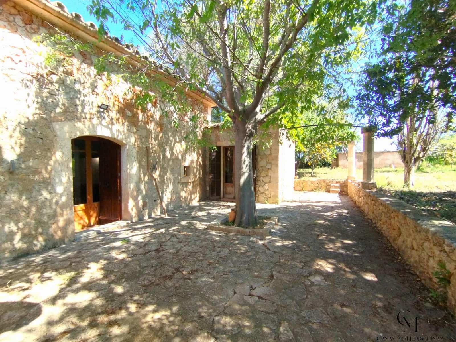 Finca/Maison de Campagne de 4 chambres à louer à Sineu avec garage - 2 300 € (Ref: 9996157)