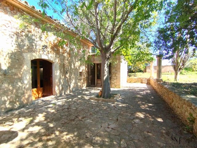 4 soverom Finca/Herregård til leie i Sineu med garasje - € 2 300 (Ref: 9996157)