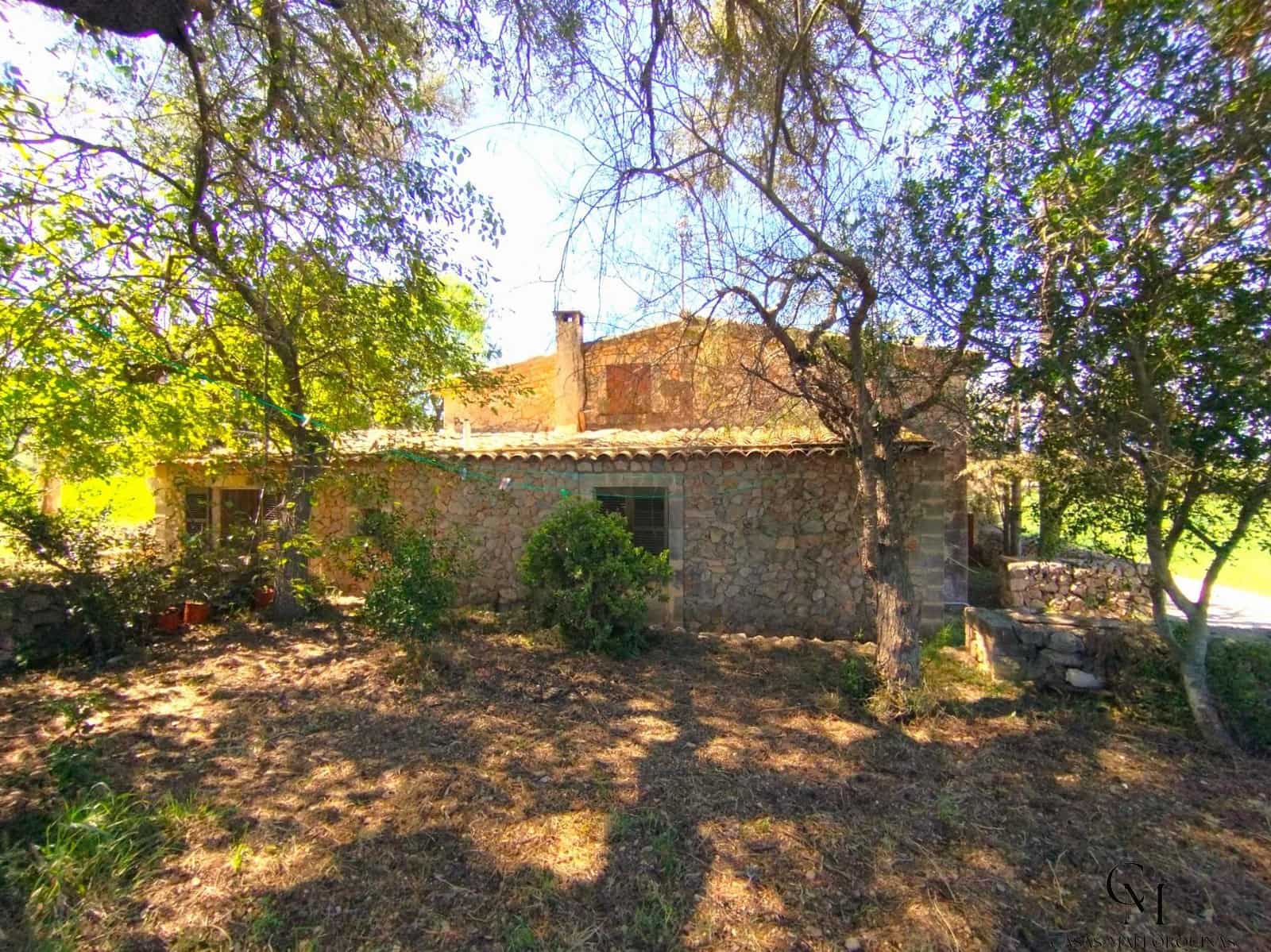 Finca/Maison de Campagne de 4 chambres à louer à Sineu avec garage - 2 300 € (Ref: 9996157)