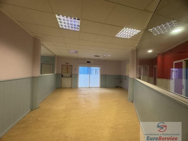 2 bedroom Commercial for sale in Sagunto / Sagunt - € 338,000 (Ref: 9354117)
