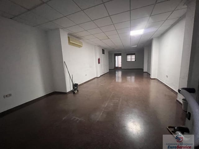 3 soveværelse Erhverv til leje i Nou Moles, Valencia by - € 790 (Ref: 9354121)