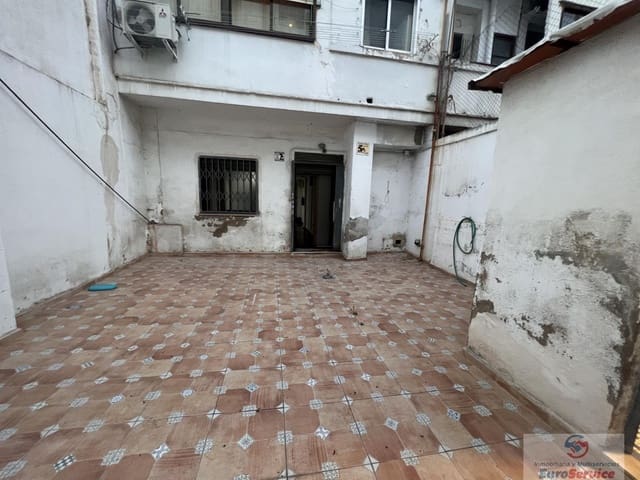 3 soveværelse Erhverv til leje i Nou Moles, Valencia by - € 790 (Ref: 9354121)