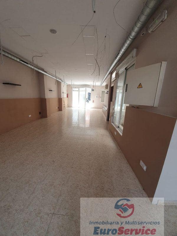 3 soveværelse Erhverv til leje i Valencia by - € 925 (Ref: 9354122)