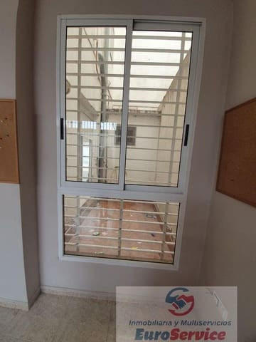 3 slaapkamer Commercieel te huur in Nou Moles, Valencia stad - € 925 (Ref: 9354122)